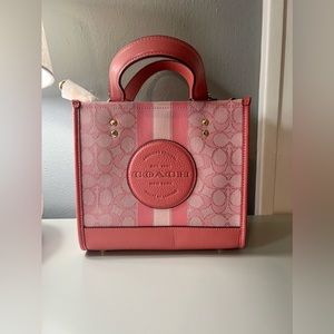 Dempsey Tote 22 In Signature Jacquard With Stripe And Coach Patch